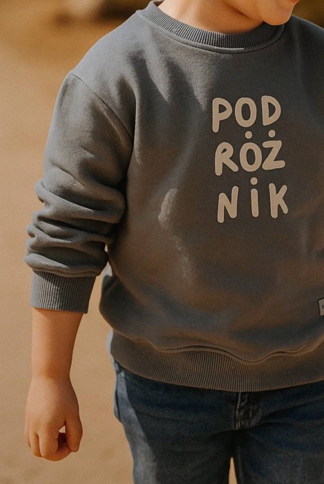 Bluza dla dziecka szara oversize z napisem PODRÓZNIK dla małego podróżnika bawełna polska produkcja