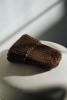 Czekoladowa czapka Merino handmade, naturalna i miękka, lokalna produkcja