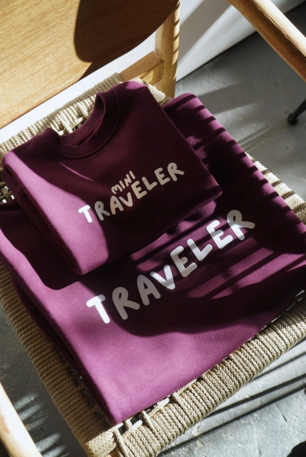 Bluzy na dzień matki - dla mamy i córki w kolorze bakłażan TRAVELER i MINI TRAVELER