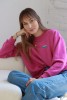 Damska bluza oversize w kolorze magenta z haftem vana dla miłośników podróży vanlife podróż zwiedzanie