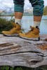 Skarpetki dla podróżnika z motywem górskim dla osób kochających piesze wędrówki po szlakach w górach z napisem ADVENTURE góry