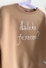 Bluza dla dziecka w różnych kolorach z napisem DALEKO JESZCZE dla małego podróżnika rodzinne podróżowanie