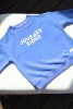 Dziecięca bluza oversize w kolorze niebieskim z napisem JOURNEY KIDDO dla małych podróżników