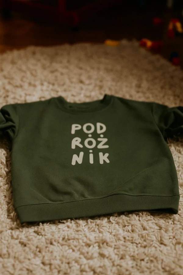 Bluza dla dziecka oversize z napisem PODRÓZNIK dla małego podróżnika bawełna polska produkcja podróże po świecie