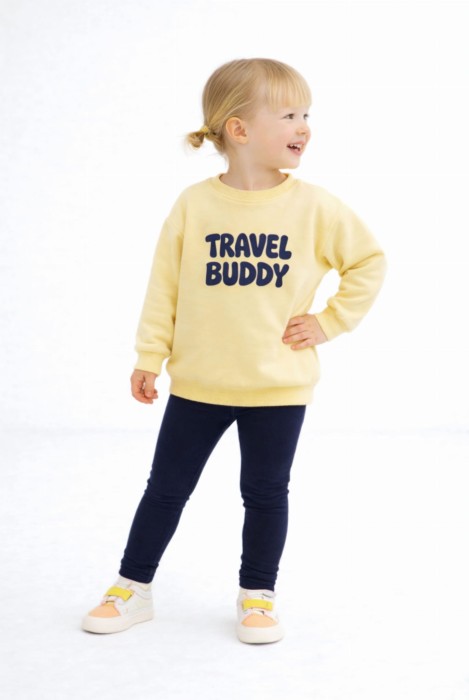 Podróżnicza dla dziecka bluza oversize z napisem TRAVEL BUDDY w różnych kolorach dla chłopca dla dziewczynki różne kolory bawełna