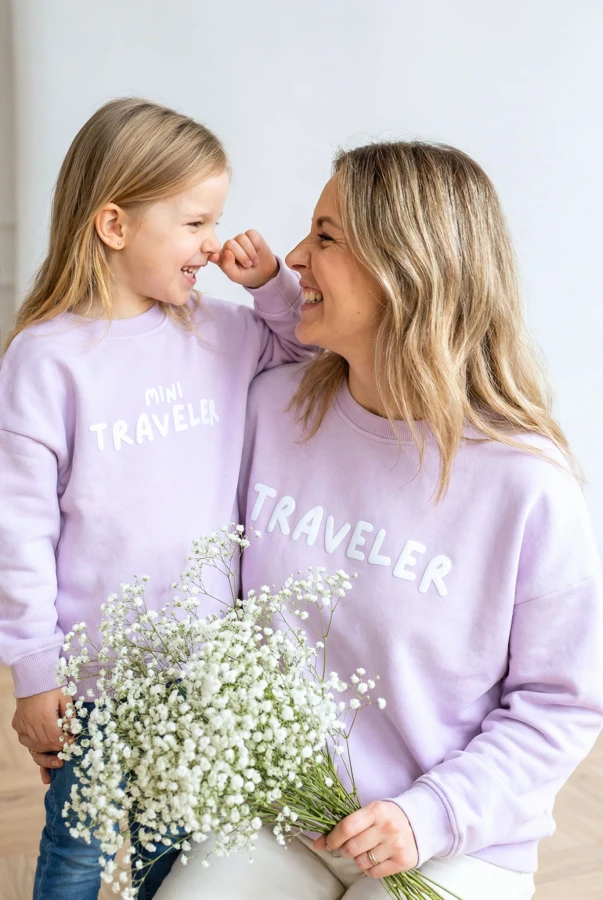 Bluza damska i dziecięca personalizowana TWÓJ NAPIS w opcji matchy matchy mama dziecko w kolorze liliowym wpisz swój napis