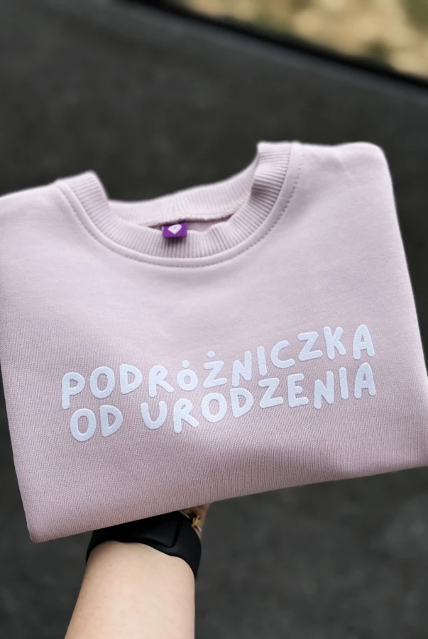 Bluza dla podróżników dla dziewczynki w kroju oversize PODRÓŻNICZKA OD URODZENIA podróże po świecie