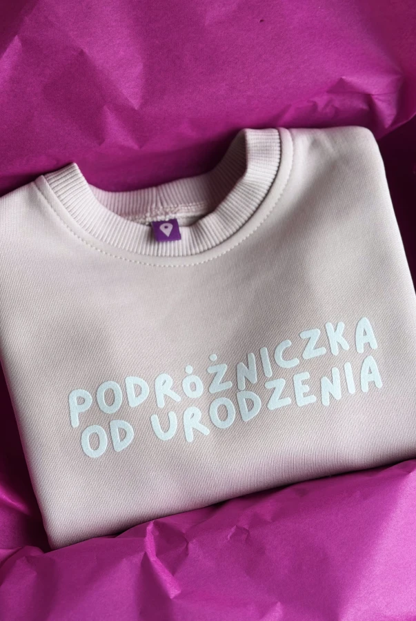 Bluza dla podróżników dla dziewczynki w kroju oversize PODRÓŻNICZKA OD URODZENIA podróże po świecie