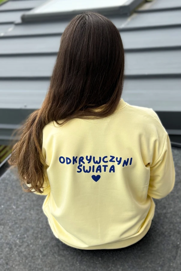 Bluza oversize damska z napisem ODKRYWCZYNI ŚWIATA podróże oversize bawełna polska produkcja
