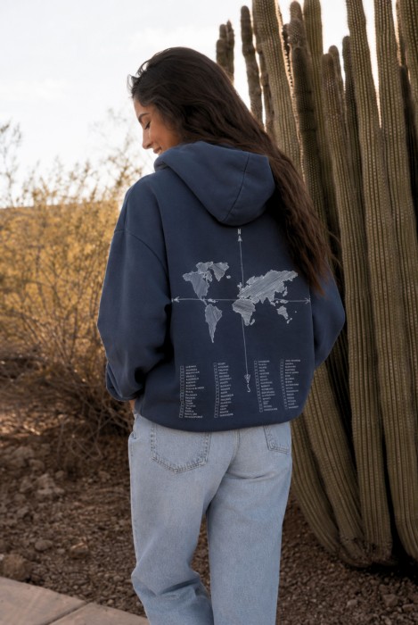 Bluza unisex w kolorze granatowym do zaznaczania odwiedzonych państw oversize bluza dla podróżnika